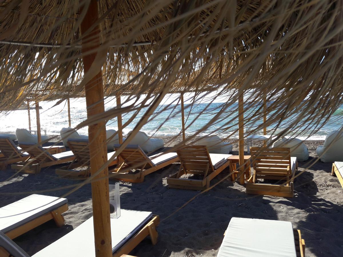 The Coast Aparthotel Анаксос Екстериор снимка